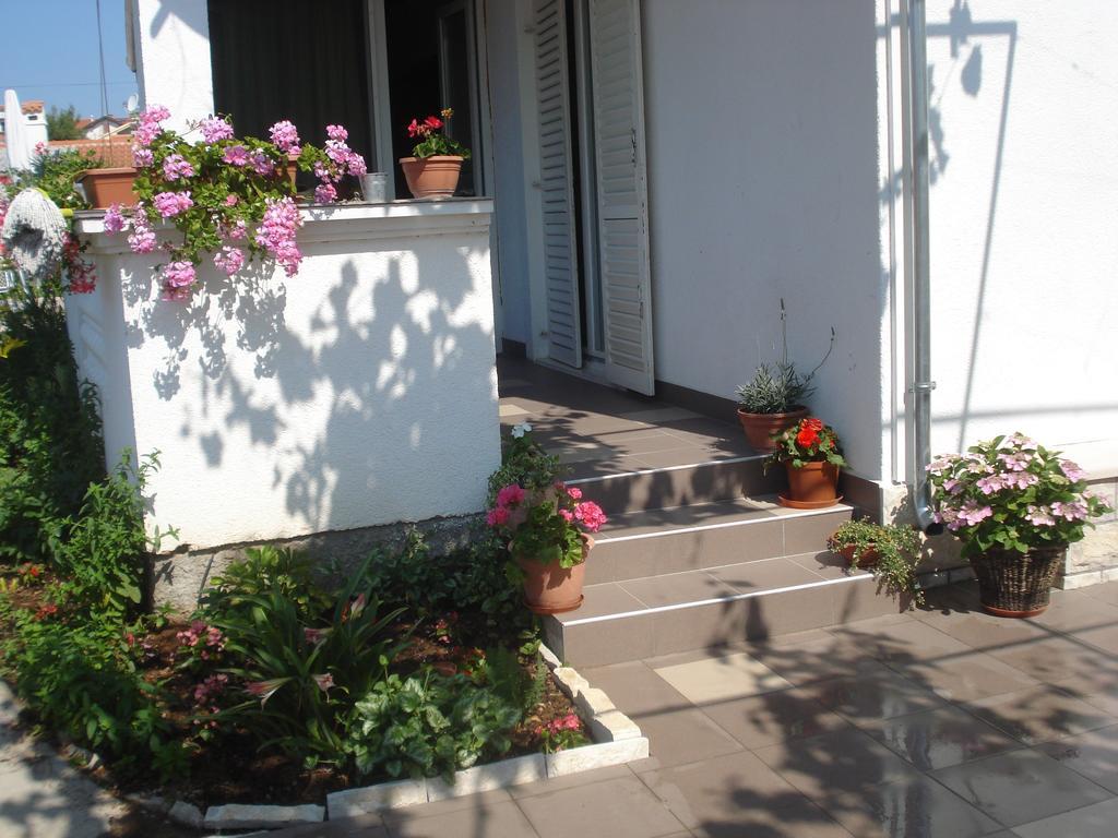 Apartment Lambasa Vodice Exterior photo