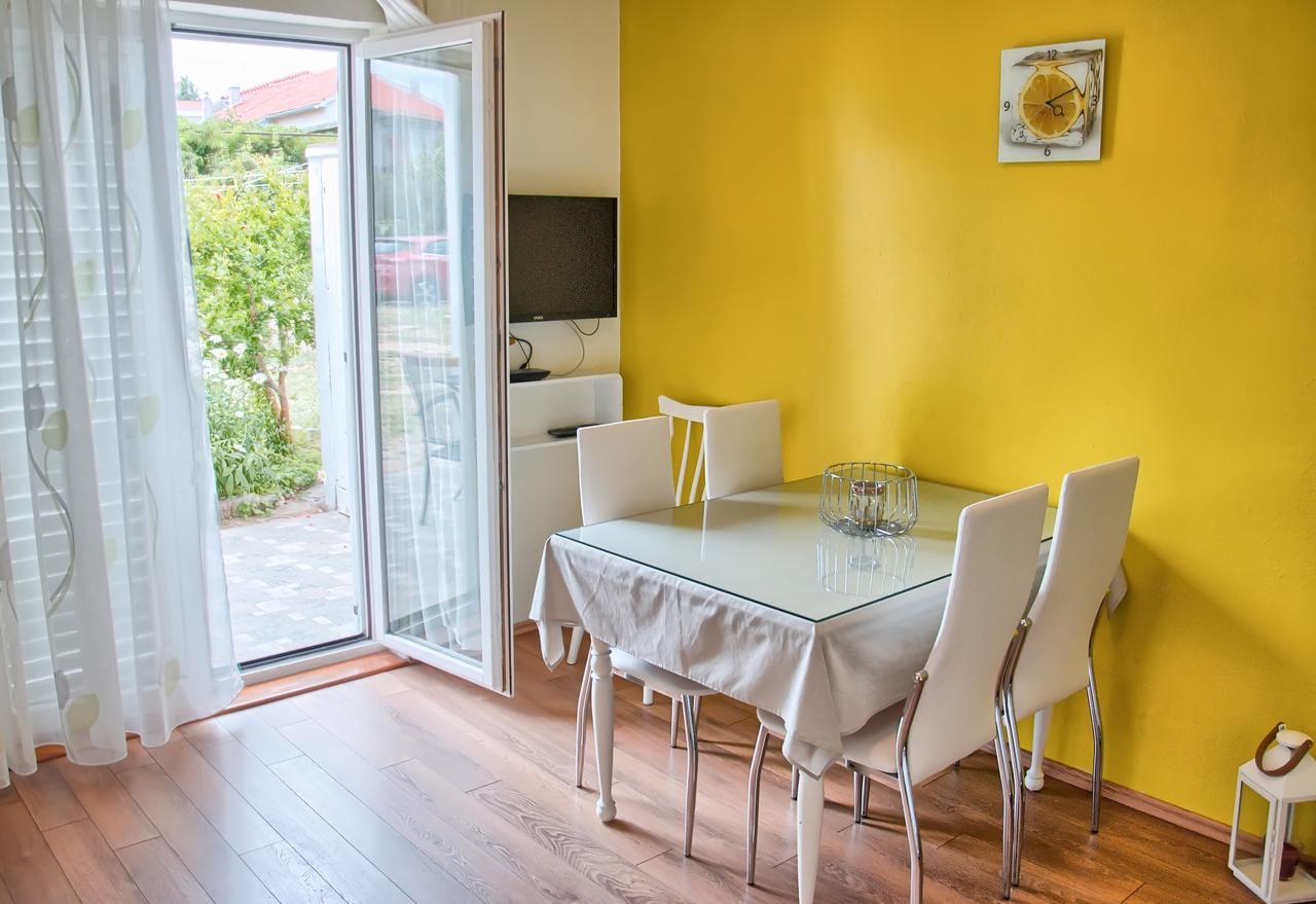 Apartment Lambasa Vodice Exterior photo
